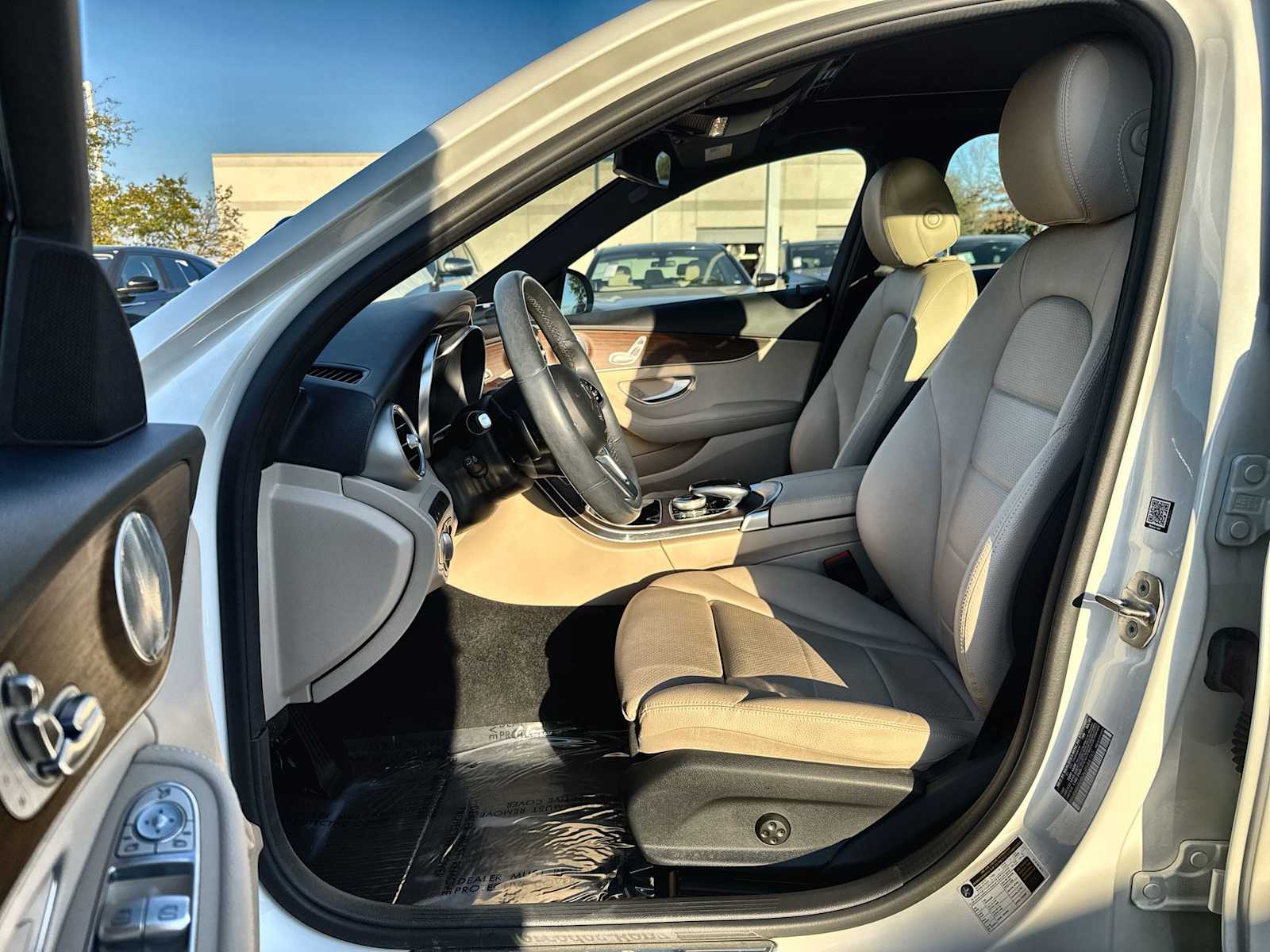 Thumbnail: 2020 Mercedes-Benz C-Class - 2