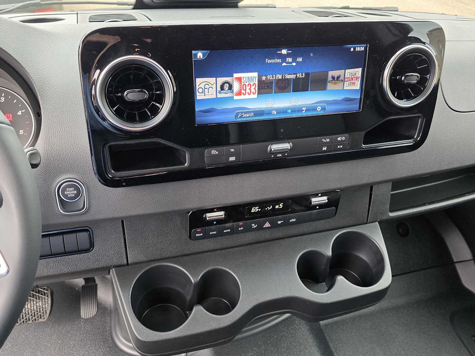 Thumbnail: 2026 Mercedes-Benz Sprinter - 11