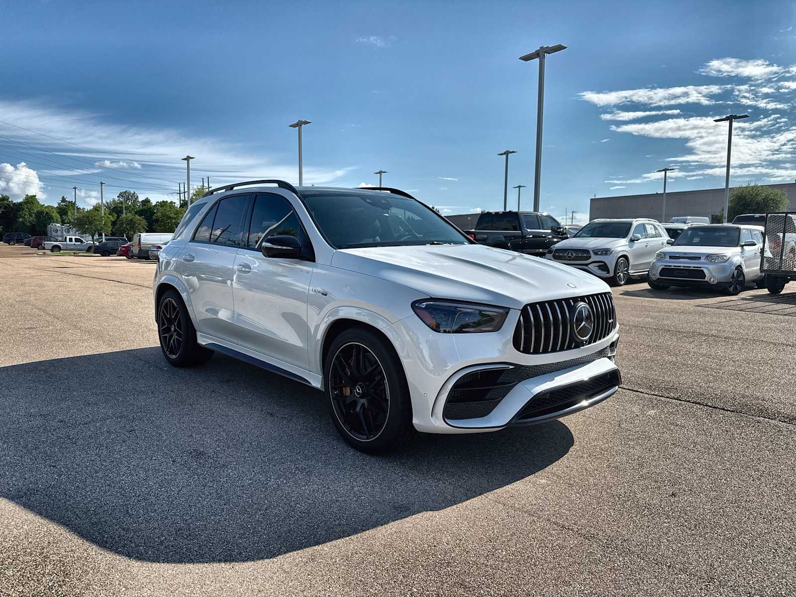 Thumbnail: 2026 Mercedes-Benz GL-Class - 11