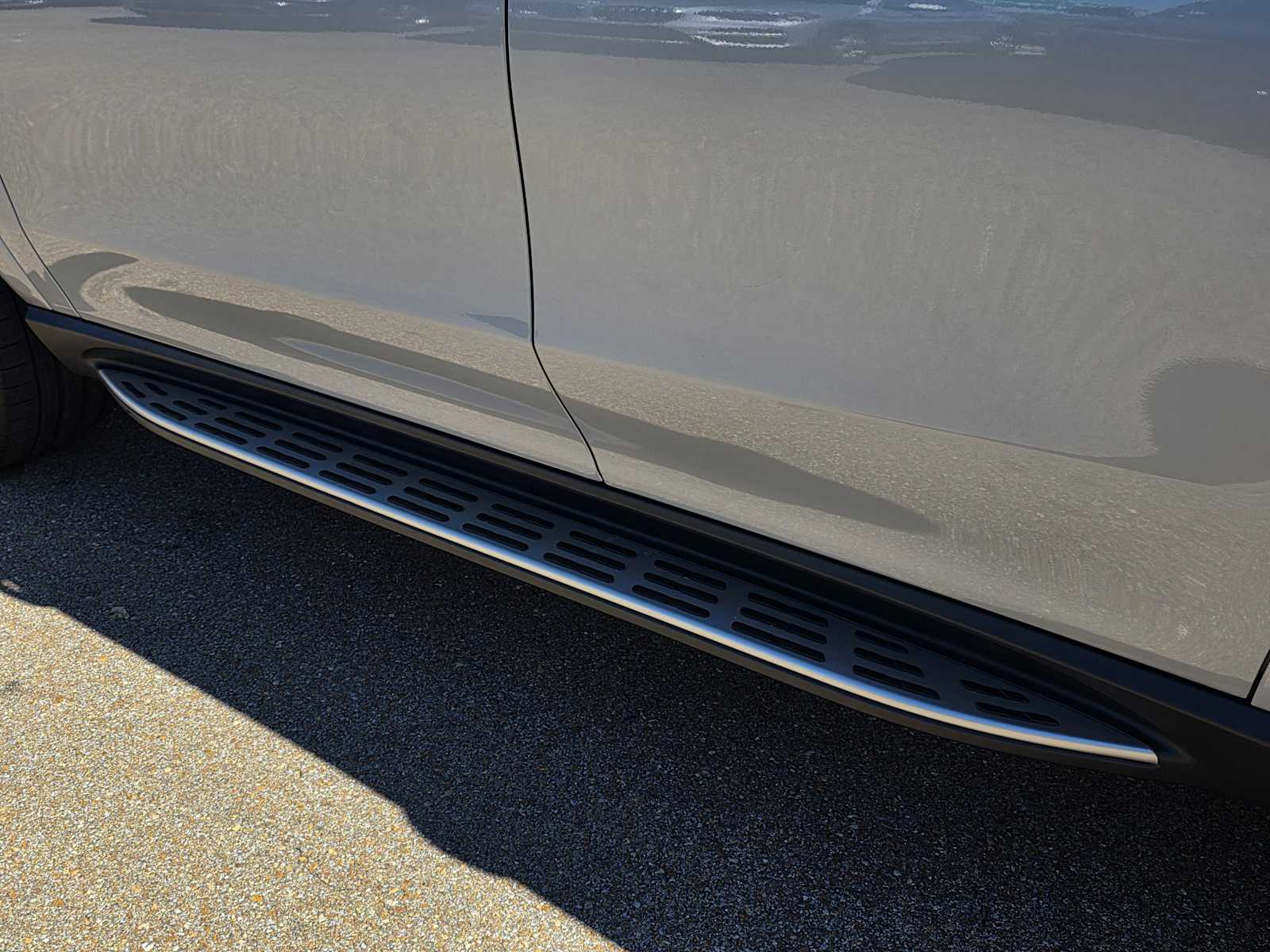 Thumbnail: 2026 Mercedes-Benz GLE - 26