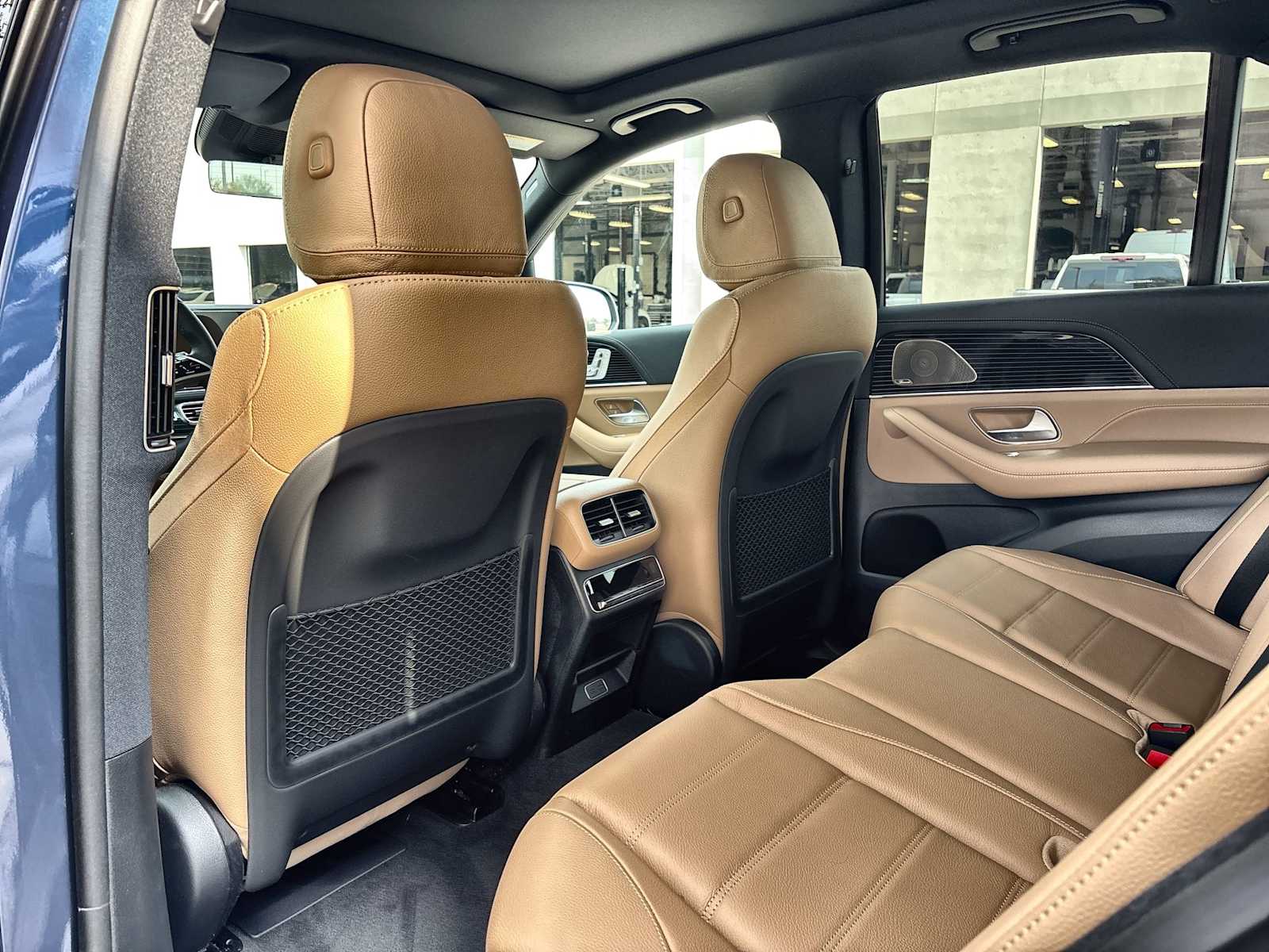 Thumbnail: 2026 Mercedes-Benz GLE - 18