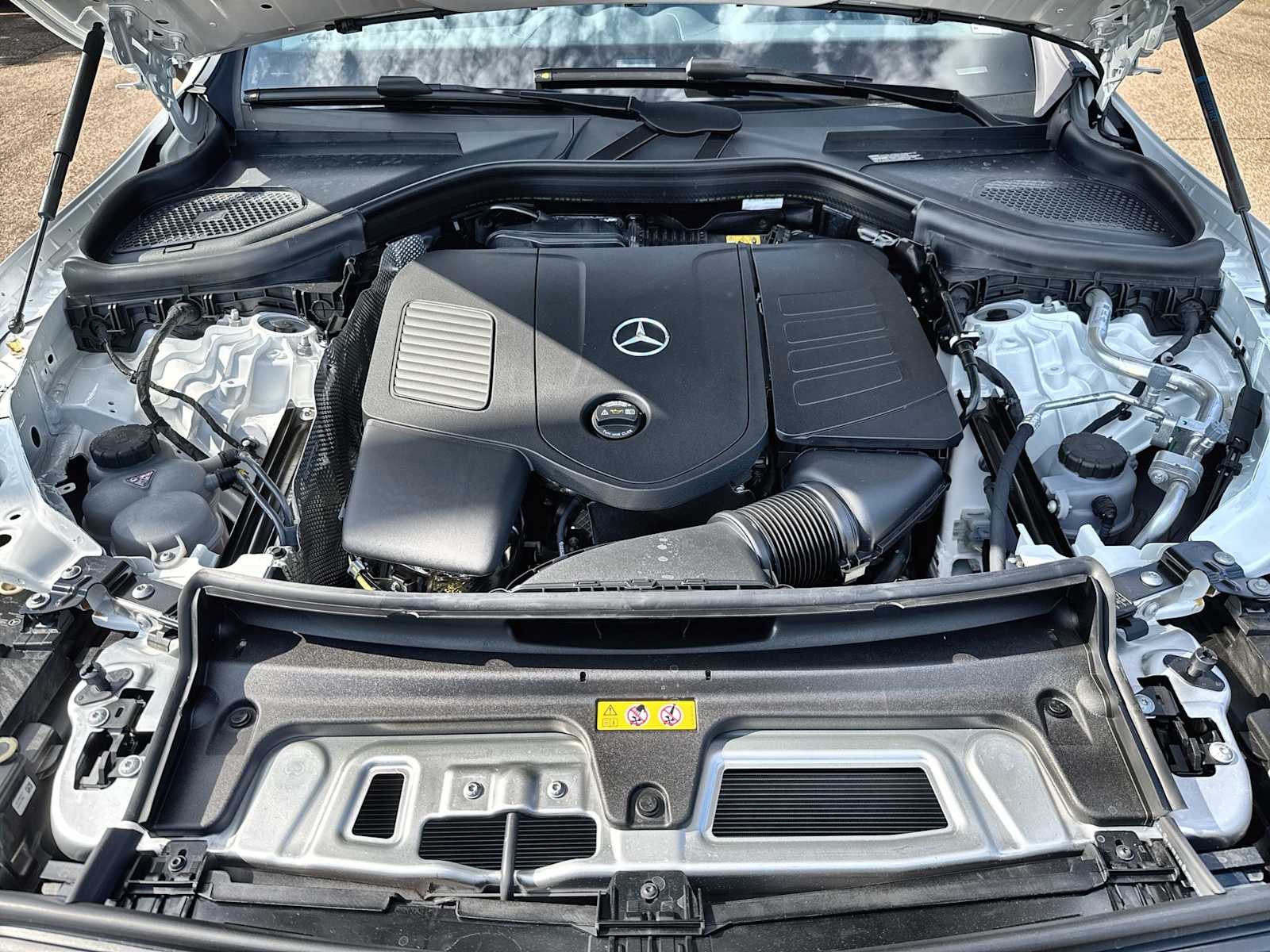 Thumbnail: 2026 Mercedes-Benz GLC - 13