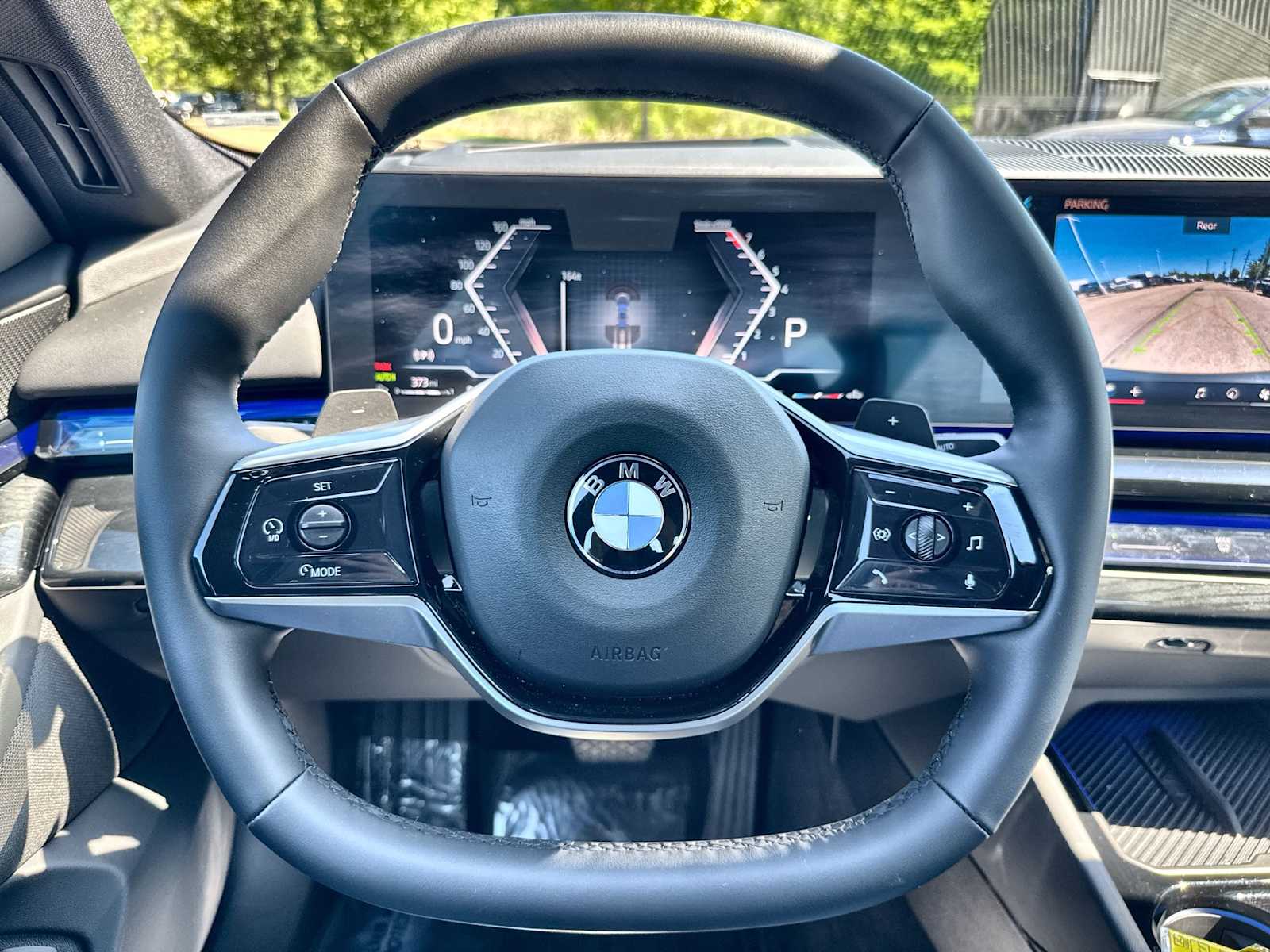 Thumbnail: 2026 BMW 5 Series - 21
