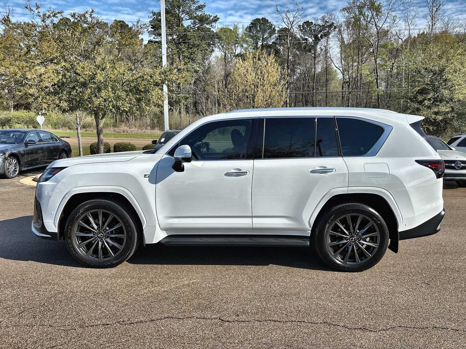 Thumbnail: 2025 Lexus LX - 5