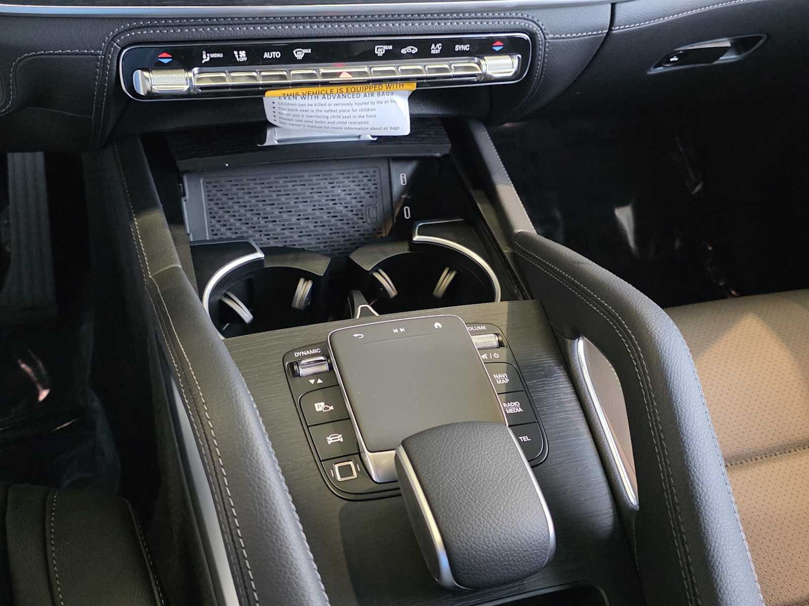 Thumbnail: 2026 Mercedes-Benz GLE - 21