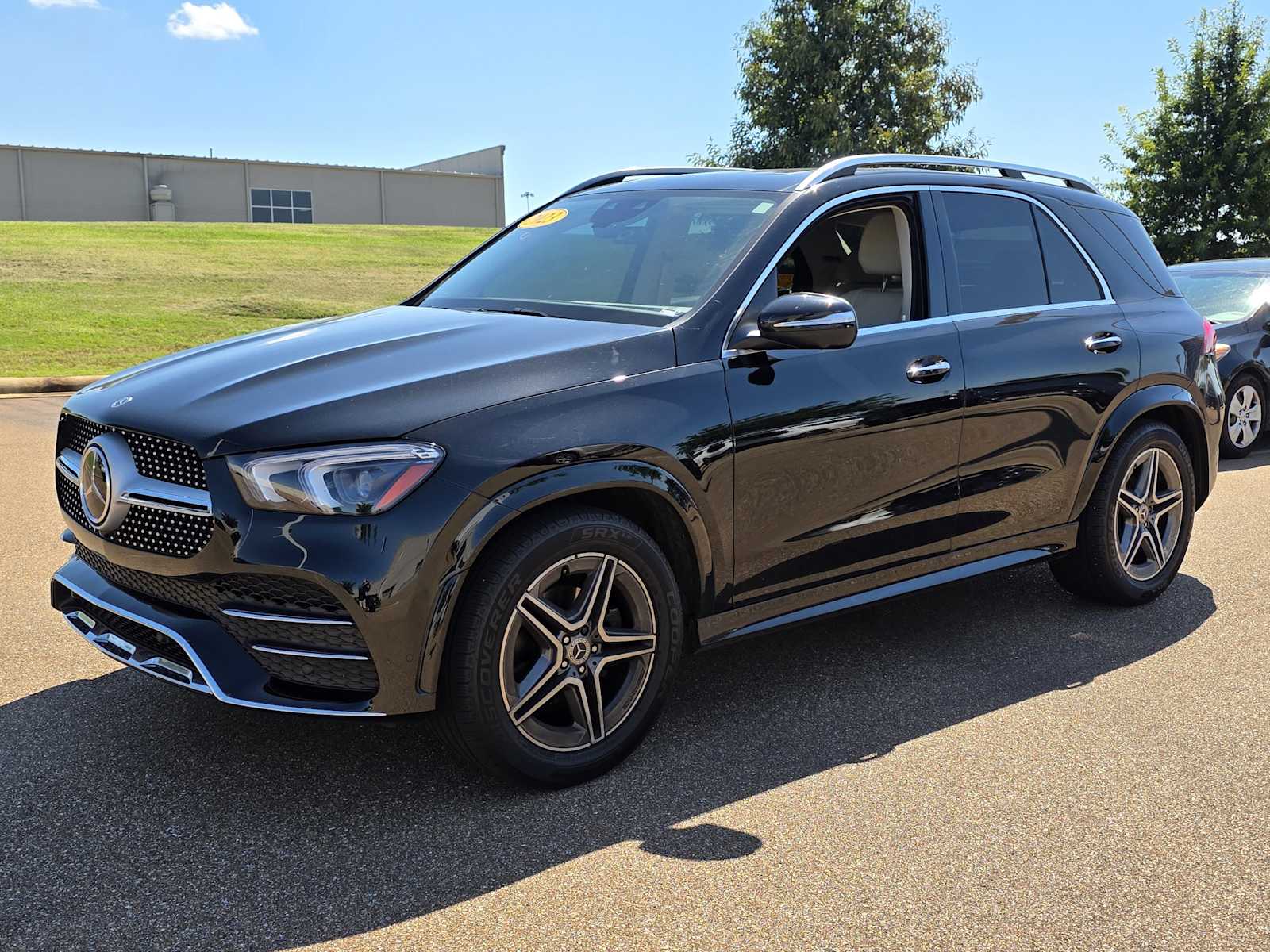 Thumbnail: 2023 Mercedes-Benz GLE - 1