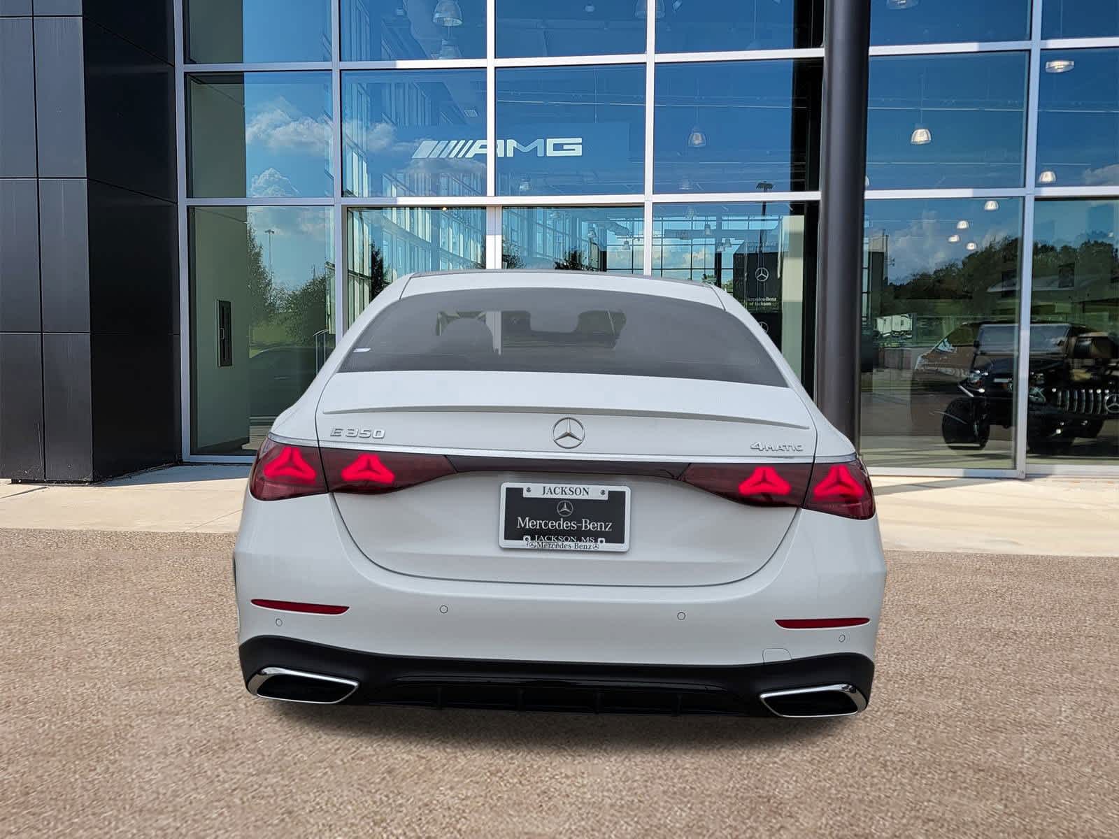 Thumbnail: 2024 Mercedes-Benz E-Class - 6