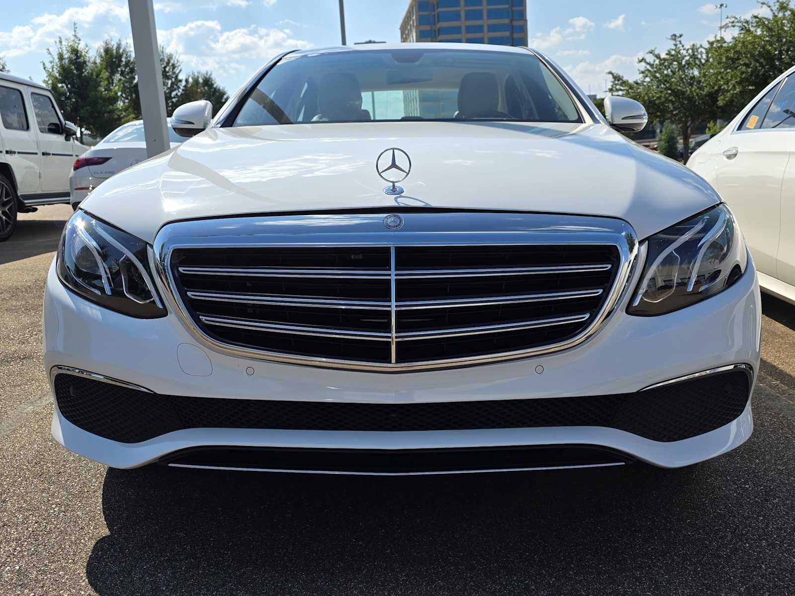 Thumbnail: 2017 Mercedes-Benz E-Class - 2
