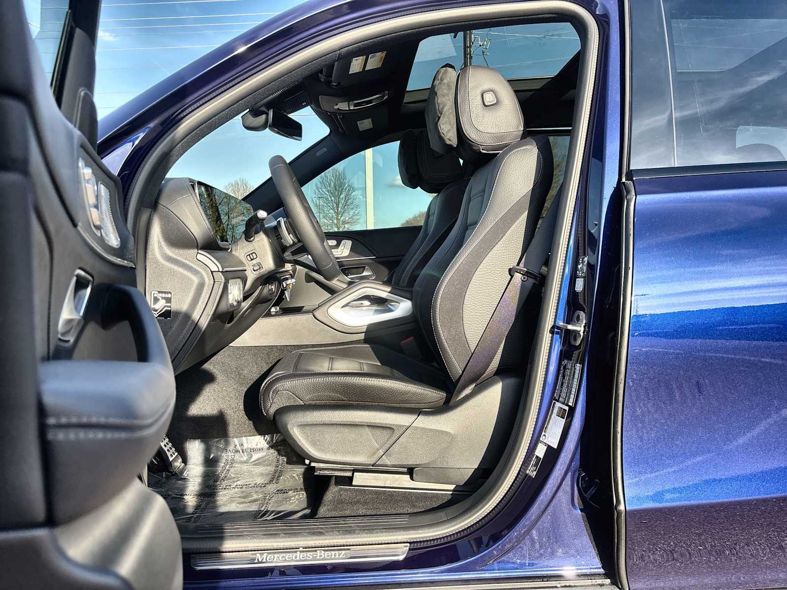 Thumbnail: 2026 Mercedes-Benz GLS - 2