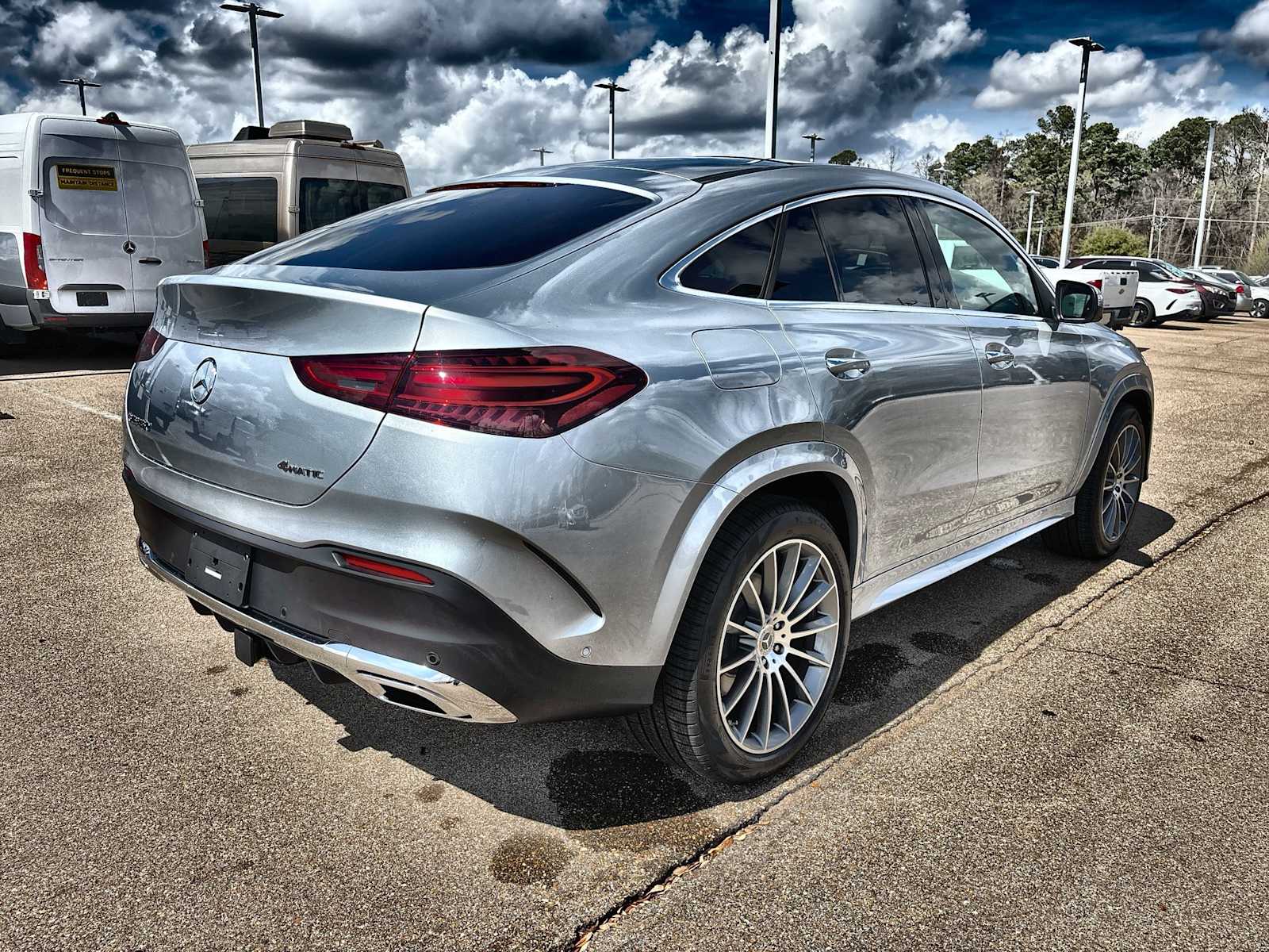 Thumbnail: 2026 Mercedes-Benz GLE - 8