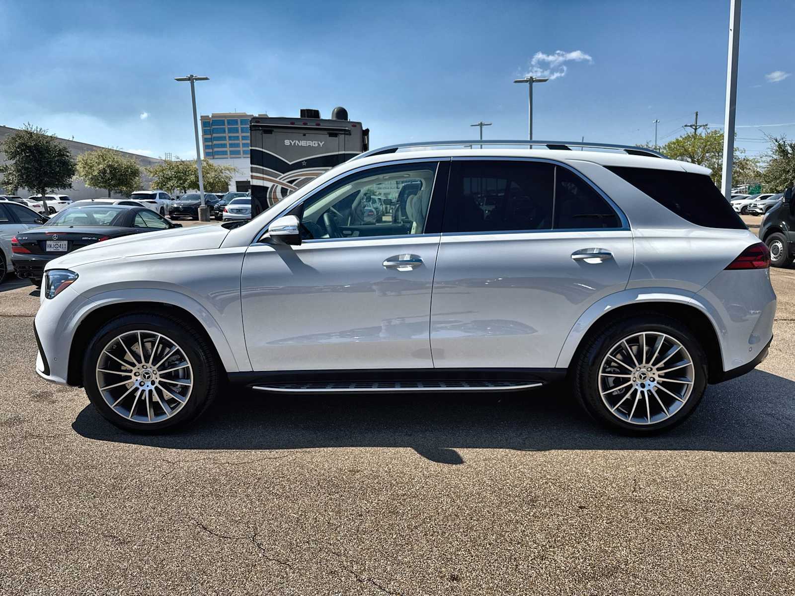 Thumbnail: 2026 Mercedes-Benz GLE - 5