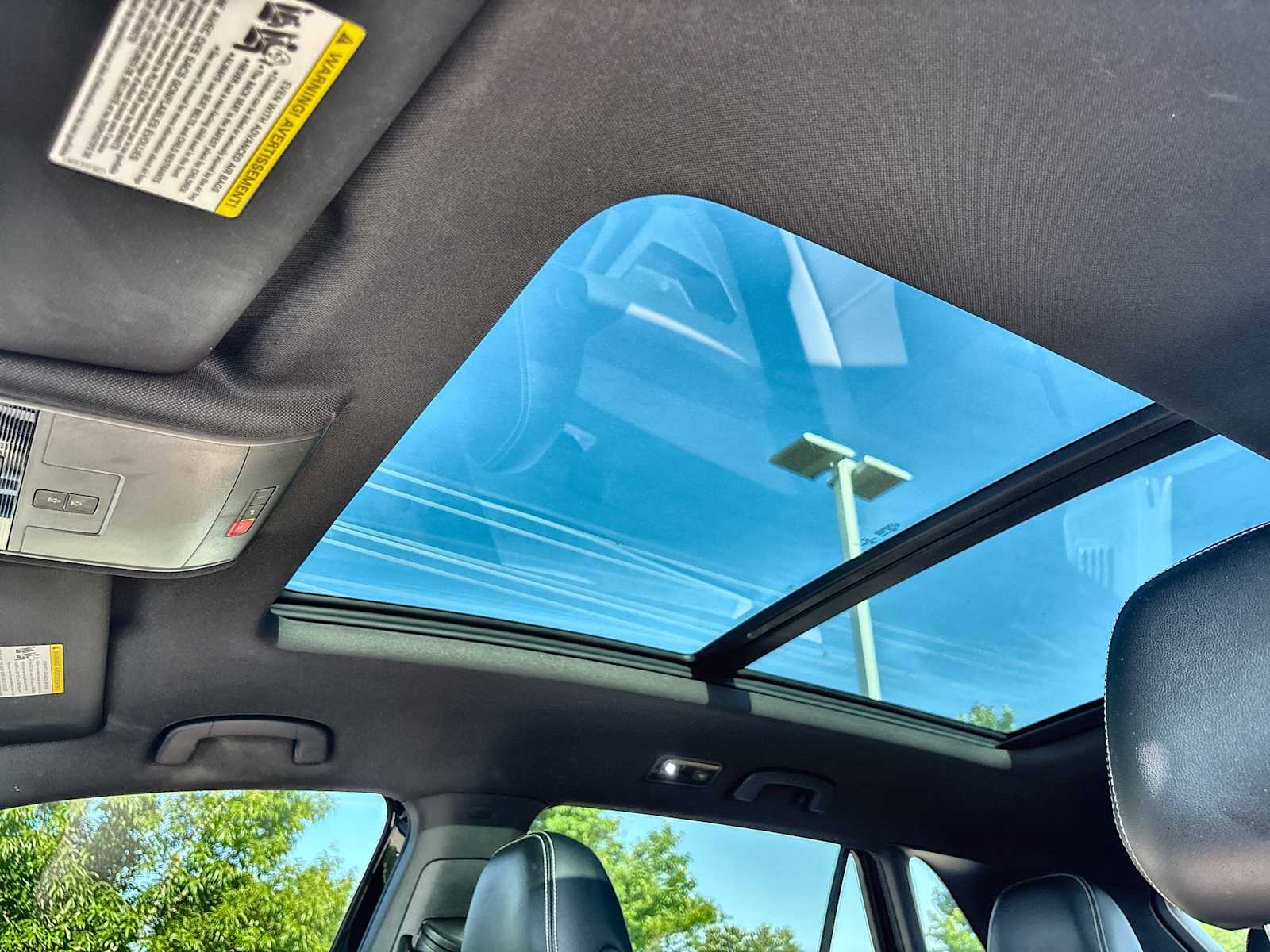Thumbnail: 2021 Volkswagen Atlas - 28