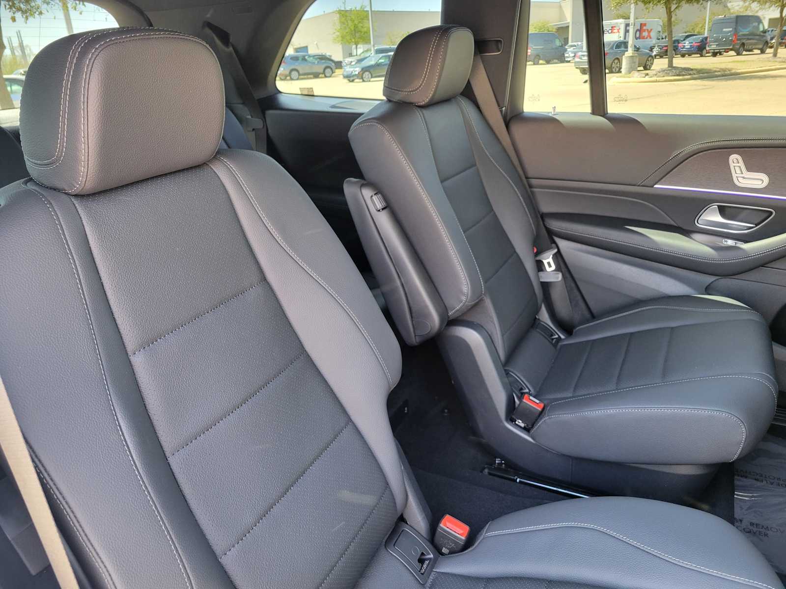 Thumbnail: 2025 Mercedes-Benz GLS - 23