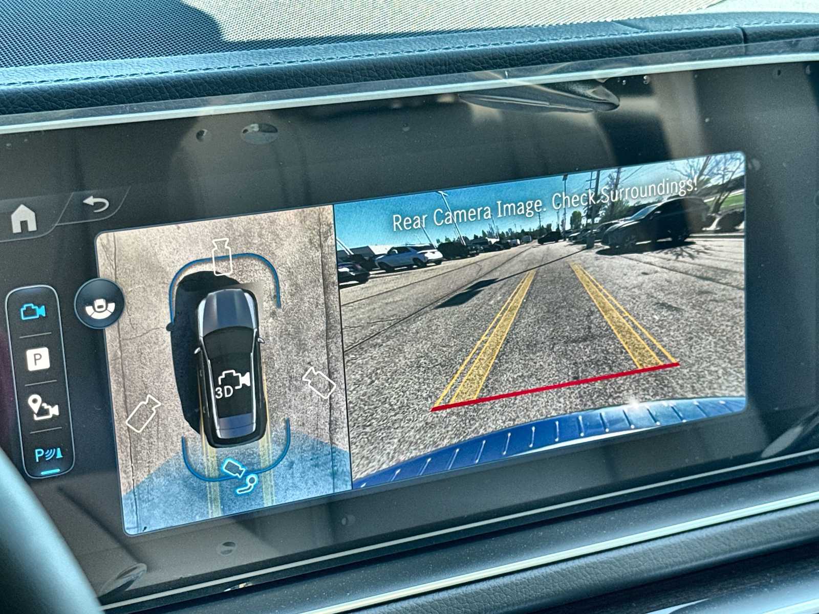 Thumbnail: 2026 Mercedes-Benz GLE - 27