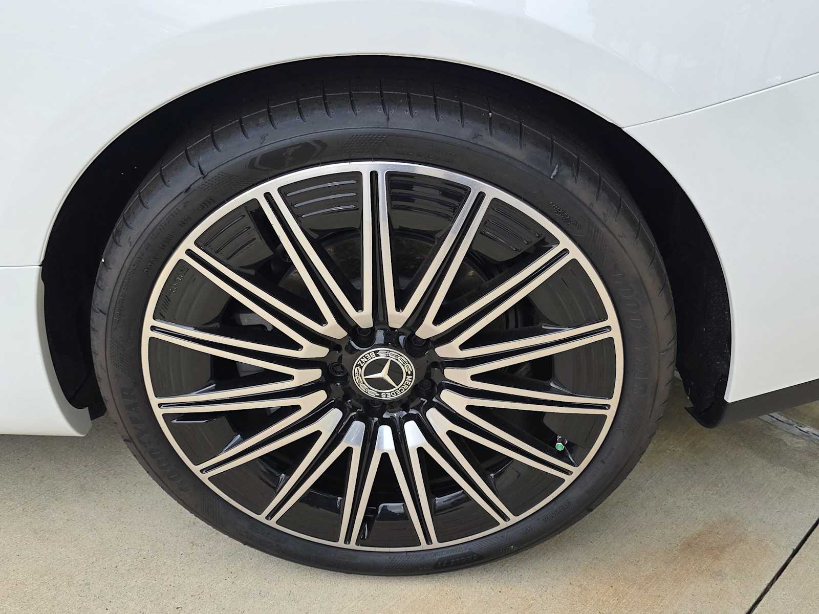 Thumbnail: 2026 Mercedes-Benz CLE - 21