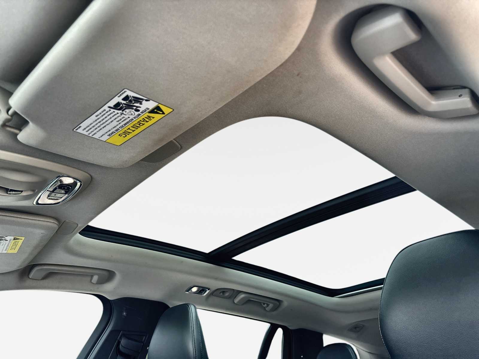 Thumbnail: 2021 Volvo XC90 - 28