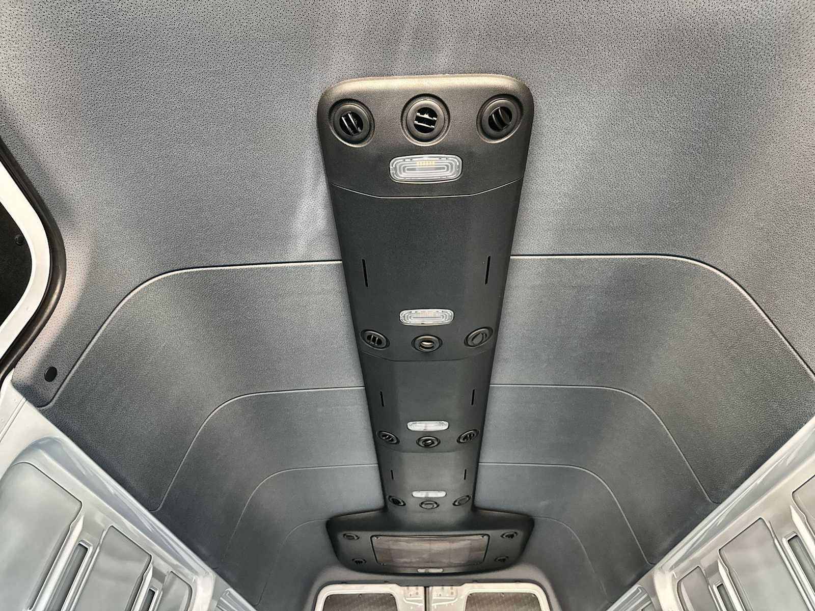 Thumbnail: 2026 Mercedes-Benz Sprinter - 17