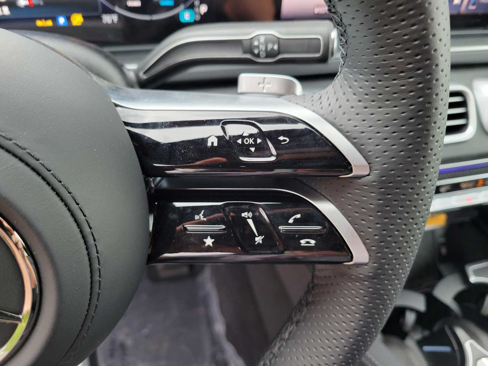 Thumbnail: 2025 Mercedes-Benz GLS - 20