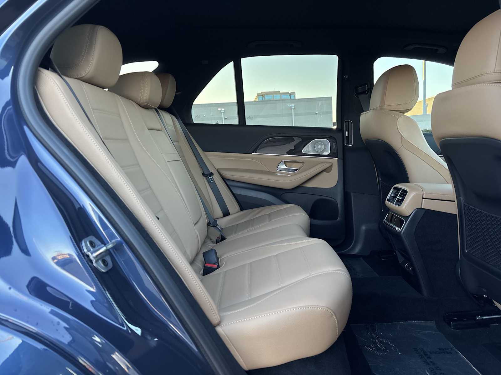 Thumbnail: 2026 Mercedes-Benz GLE - 19