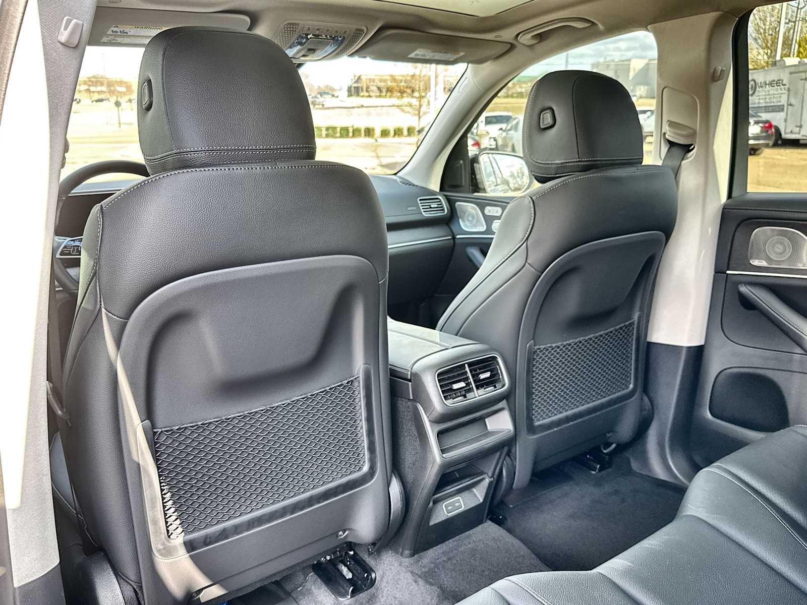 Thumbnail: 2026 Mercedes-Benz GLE - 18