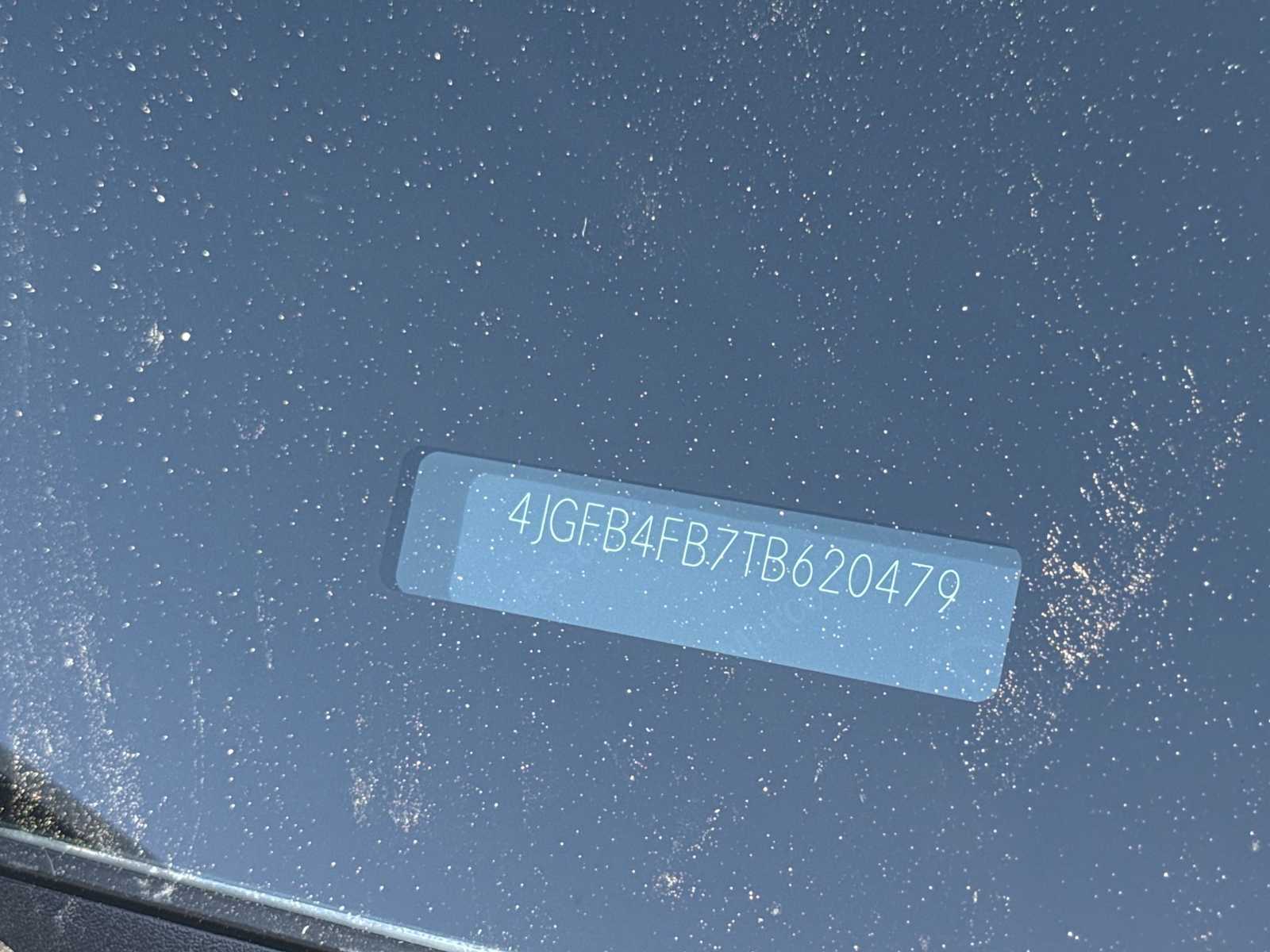 Thumbnail: 2026 Mercedes-Benz GLE - 28