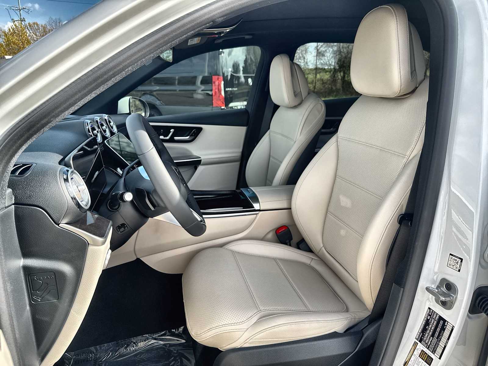 Thumbnail: 2026 Mercedes-Benz GLC - 3