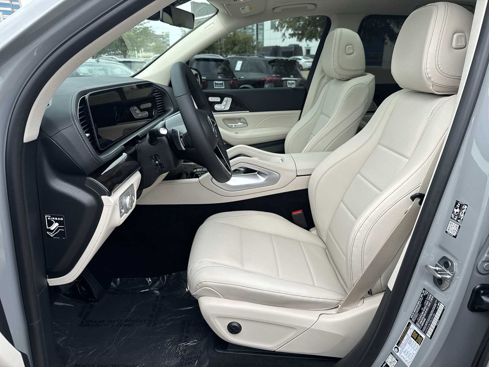 Thumbnail: 2026 Mercedes-Benz GLE - 14