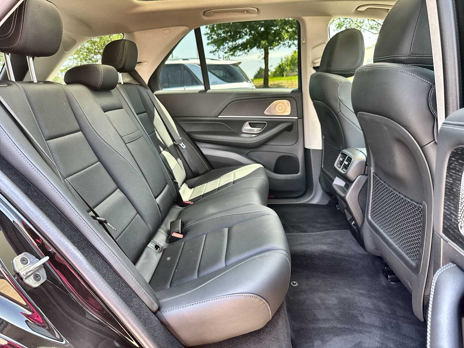 Thumbnail: 2026 Mercedes-Benz GLE - 19