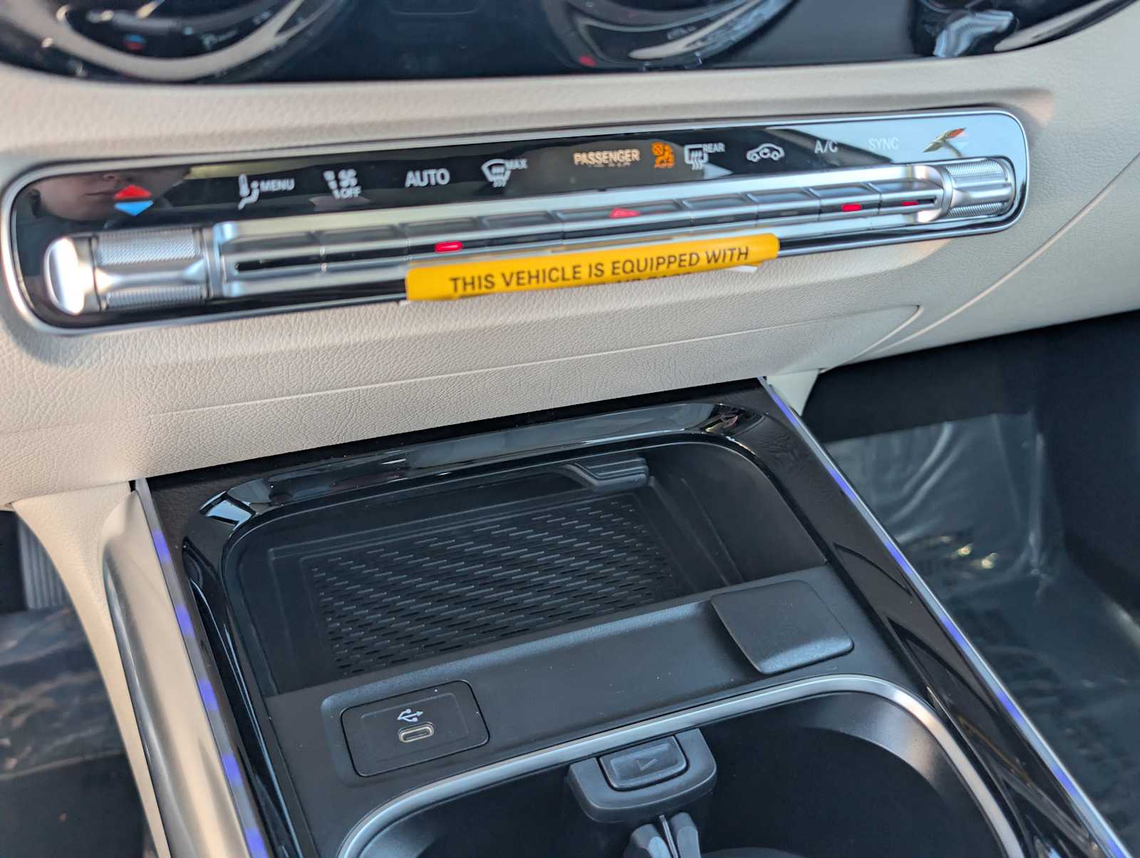 Thumbnail: 2026 Mercedes-Benz GLA - 18