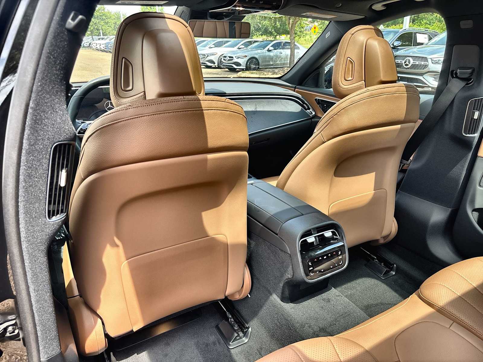 Thumbnail: 2026 Mercedes-Benz E-Class - 18