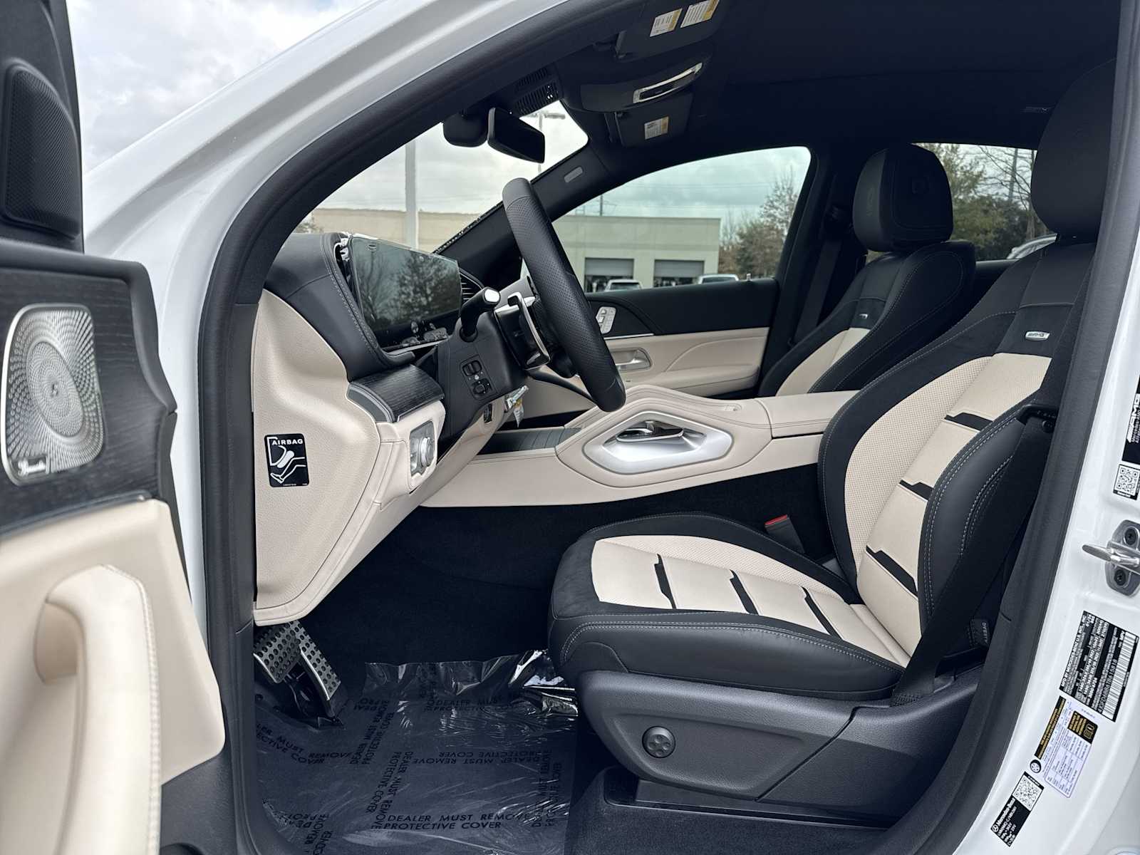 Thumbnail: 2026 Mercedes-Benz GLE - 2