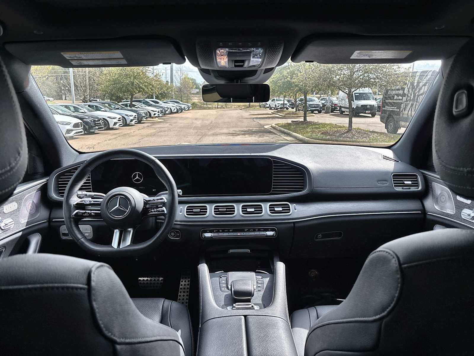 Thumbnail: 2025 Mercedes-Benz GLS - 20