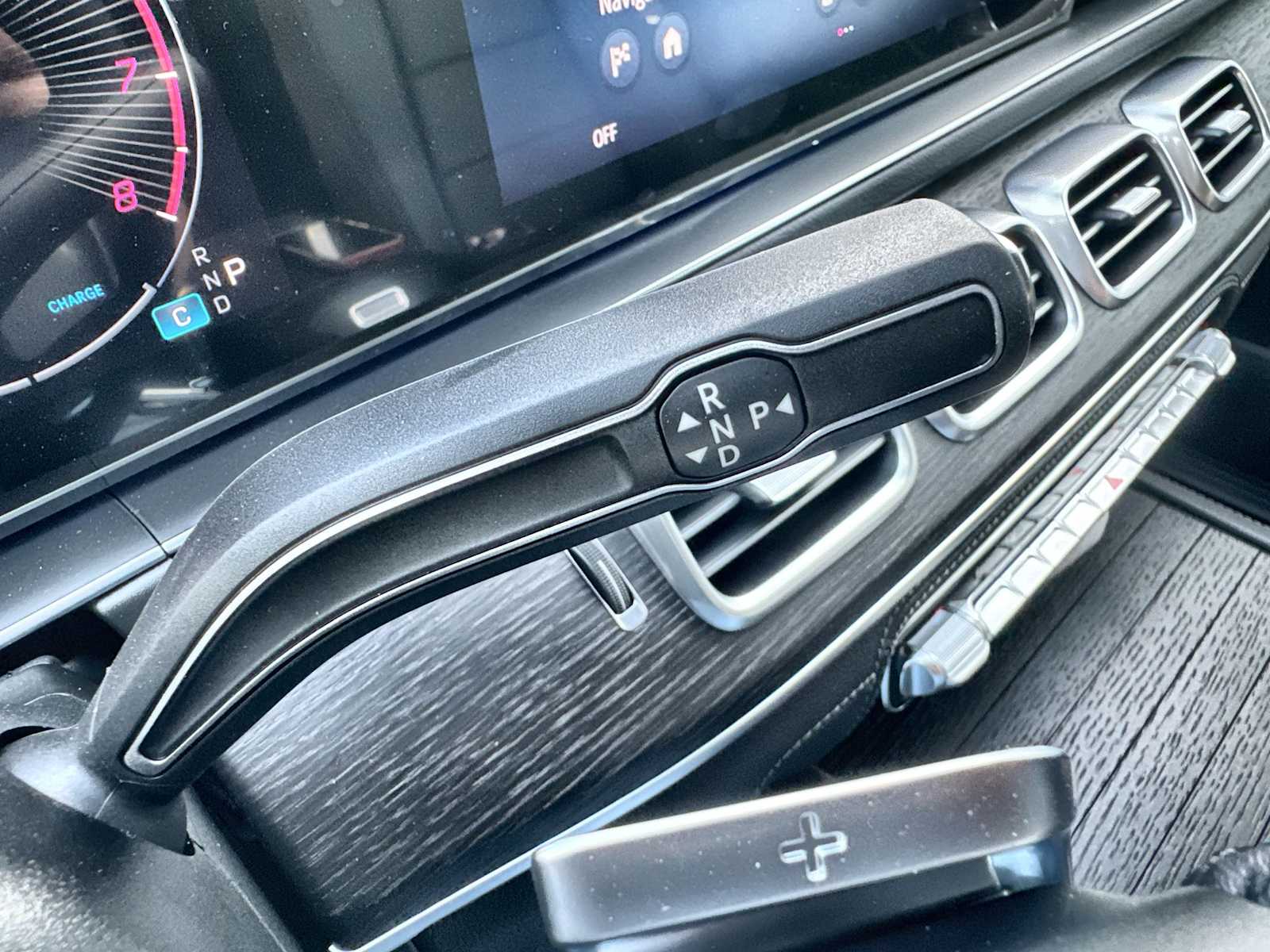 Thumbnail: 2026 Mercedes-Benz GLE - 23