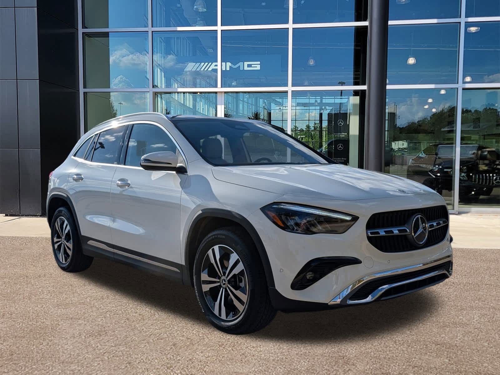 Thumbnail: 2026 Mercedes-Benz GLA - 3