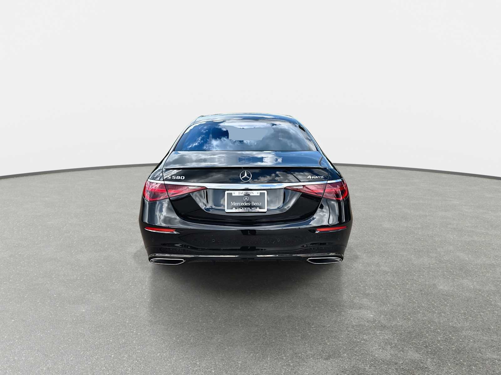 Thumbnail: 2023 Mercedes-Benz S-Class - 7