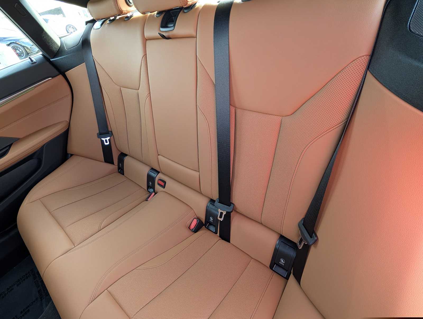 Thumbnail: 2025 BMW 4 Series - 25