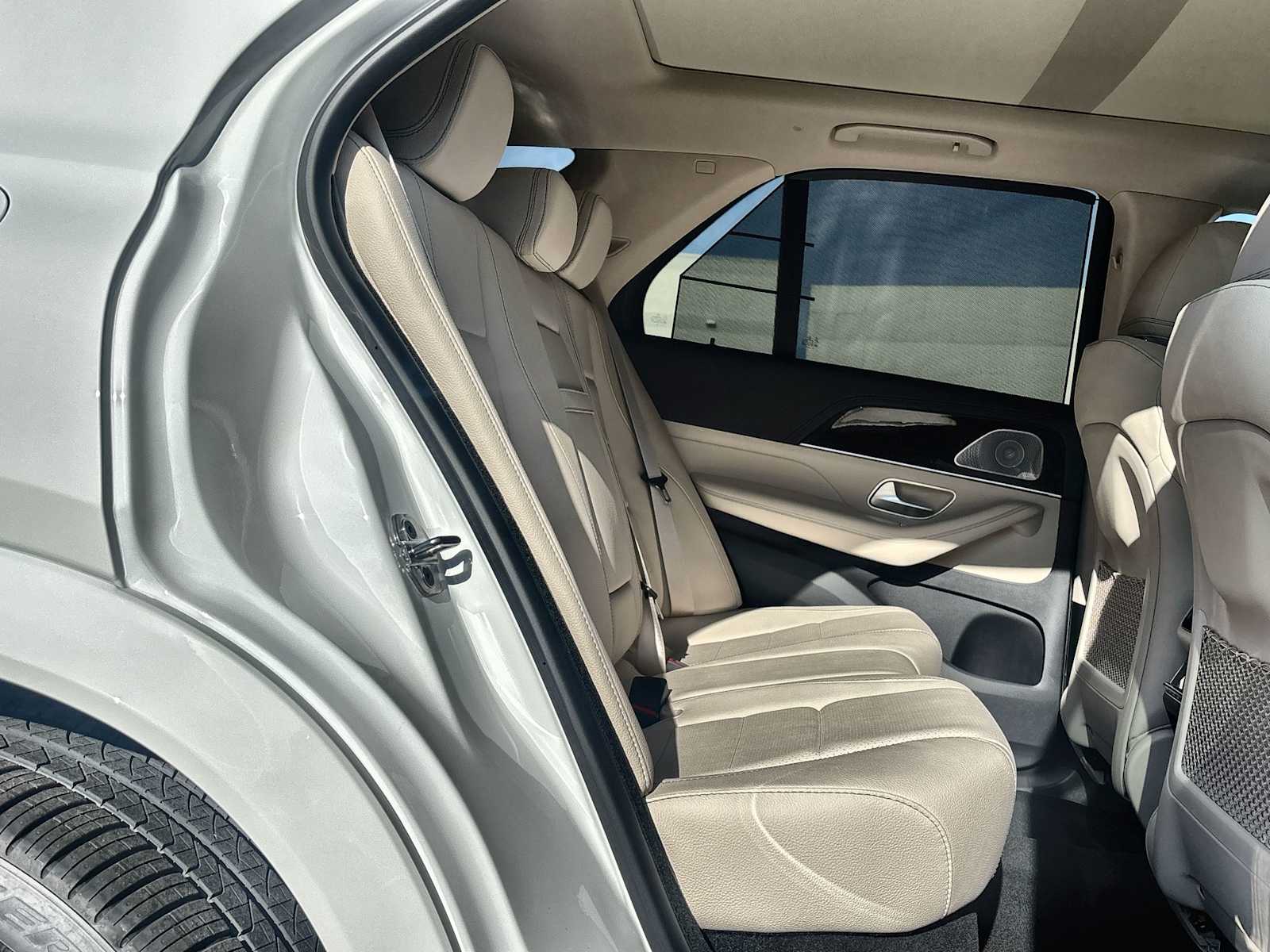 Thumbnail: 2026 Mercedes-Benz GLE - 19