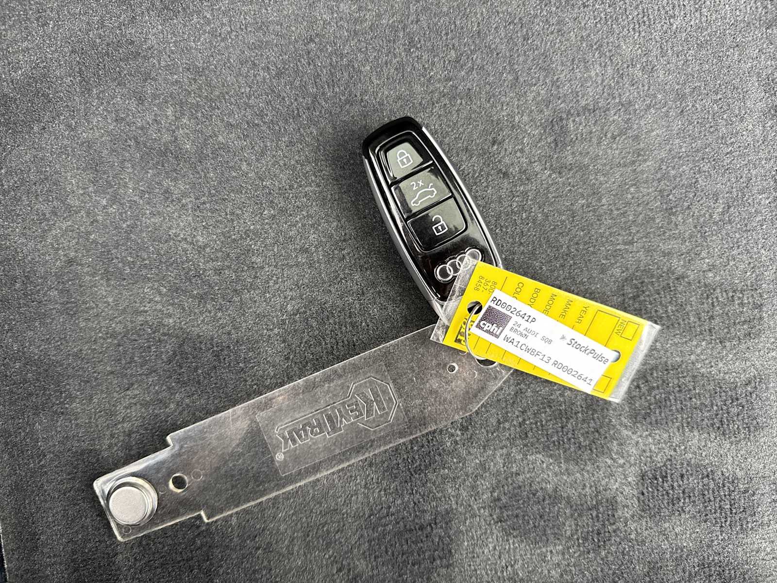 Thumbnail: 2024 Audi SQ8 - 27