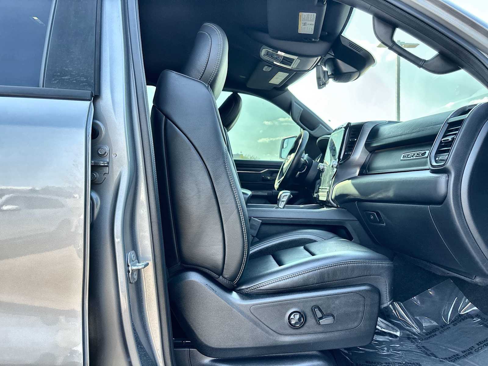 Thumbnail: 2023 RAM 1500 - 9