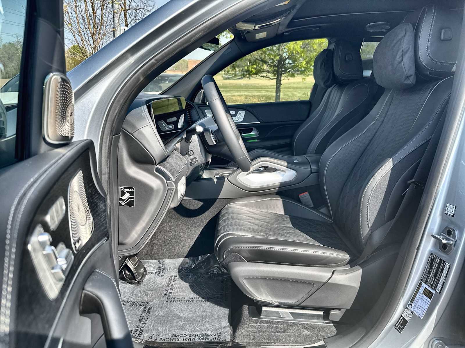 Thumbnail: 2026 Mercedes-Benz GLS - 2