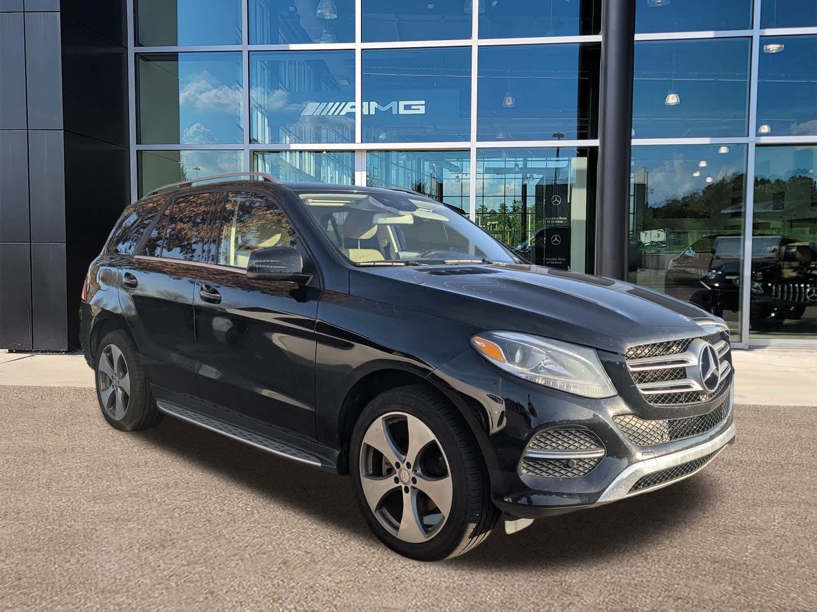 Thumbnail: 2016 Mercedes-Benz GLE - 3