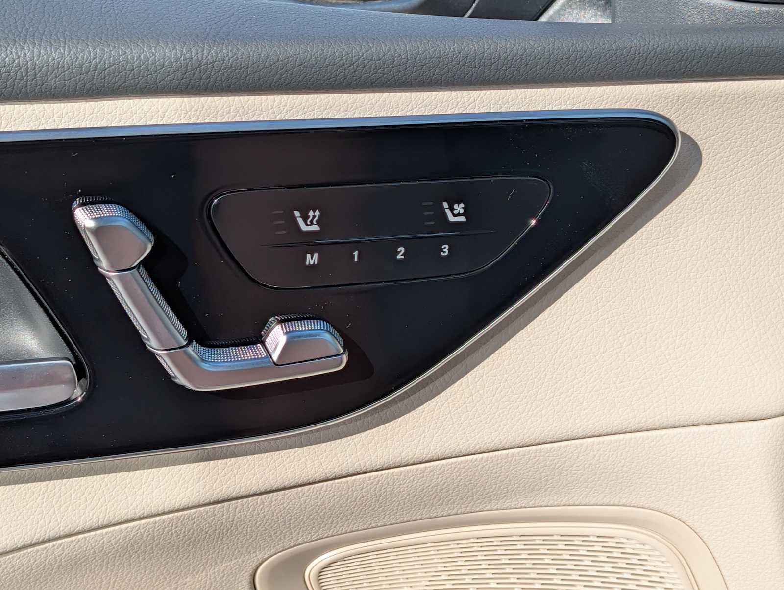 Thumbnail: 2026 Mercedes-Benz C-Class - 19