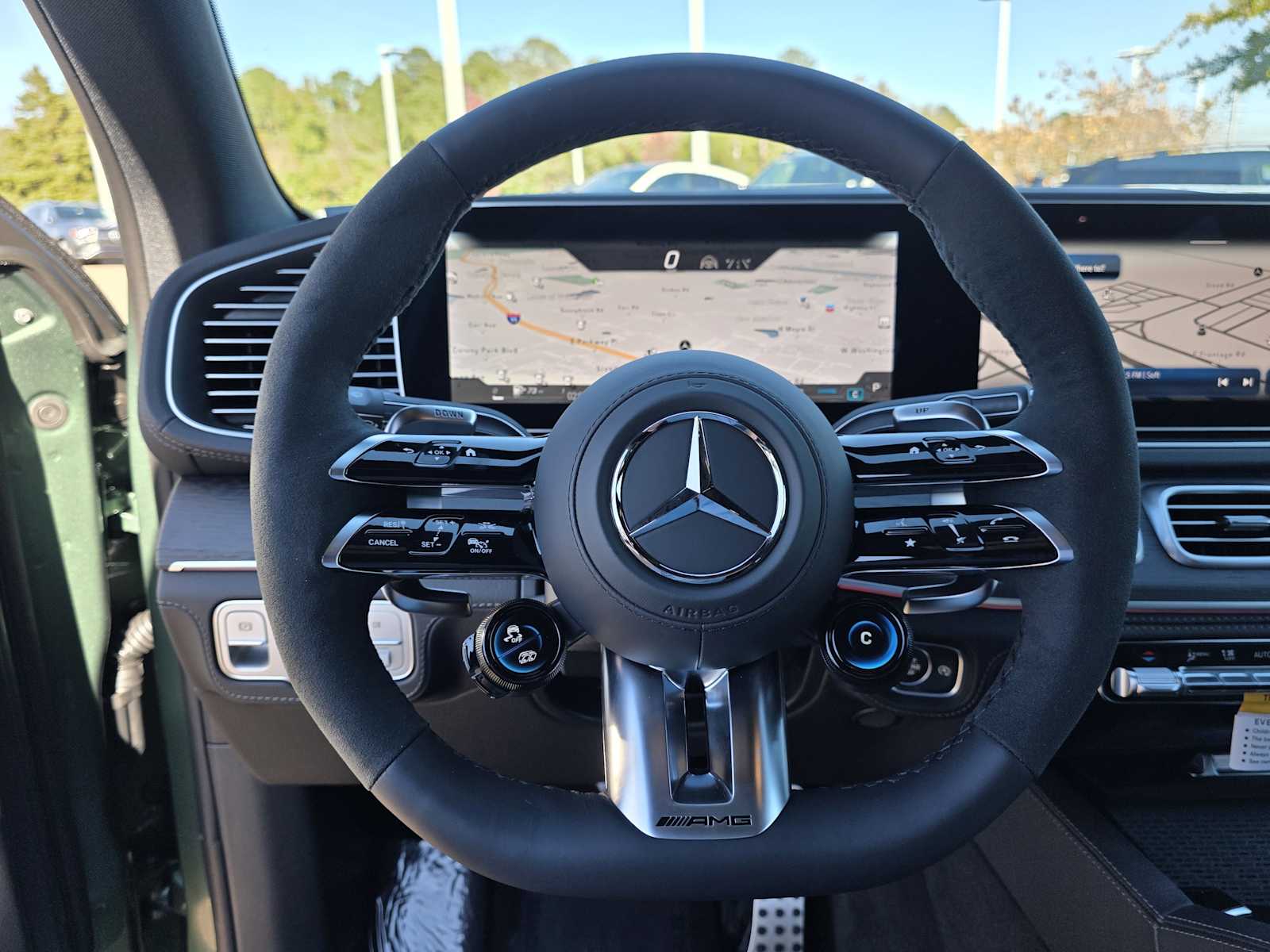 Thumbnail: 2026 Mercedes-Benz GLE - 25