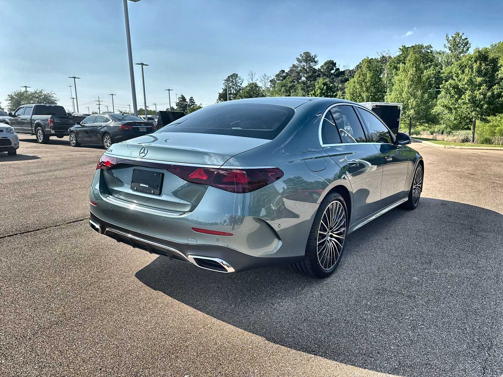 Thumbnail: 2026 Mercedes-Benz E-Class - 8