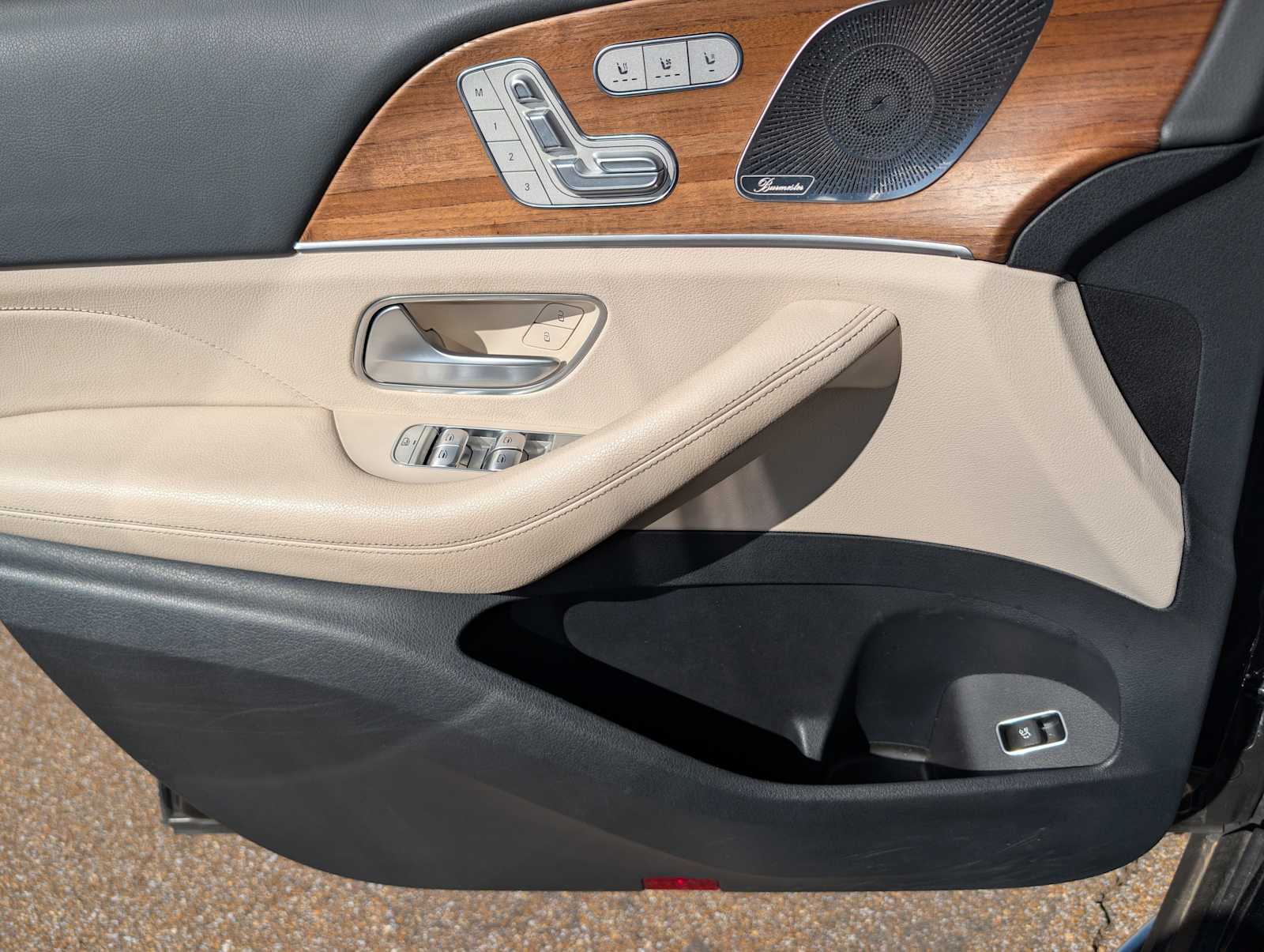 Thumbnail: 2023 Mercedes-Benz GLE - 19