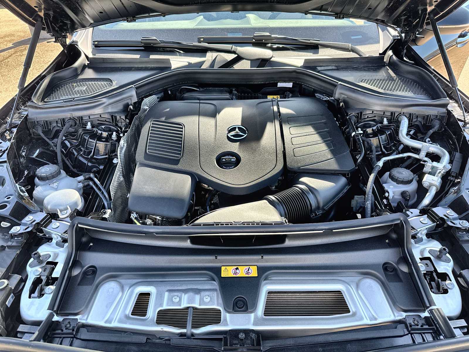 Thumbnail: 2026 Mercedes-Benz GLC - 13