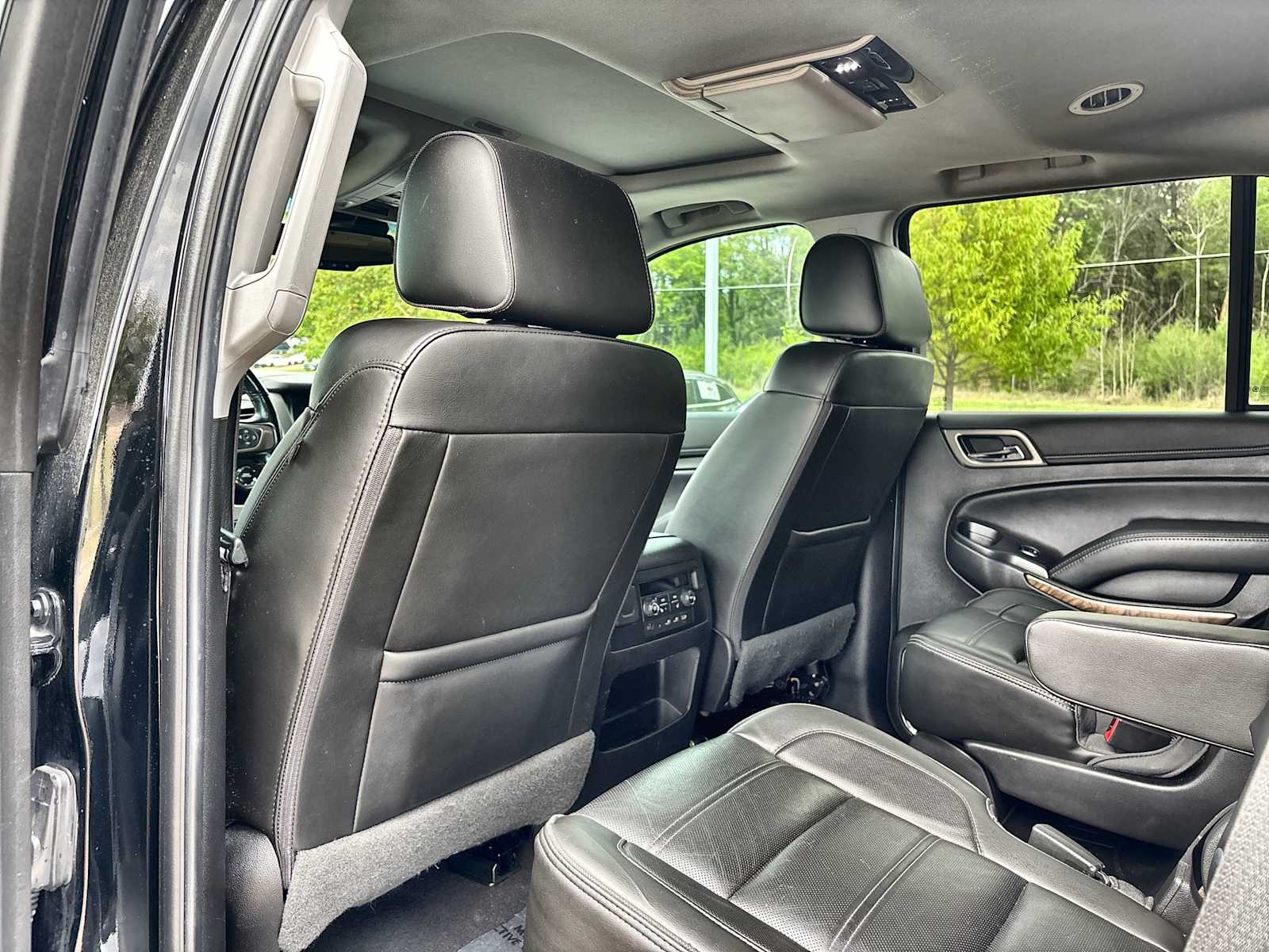 Thumbnail: 2019 GMC Yukon - 18