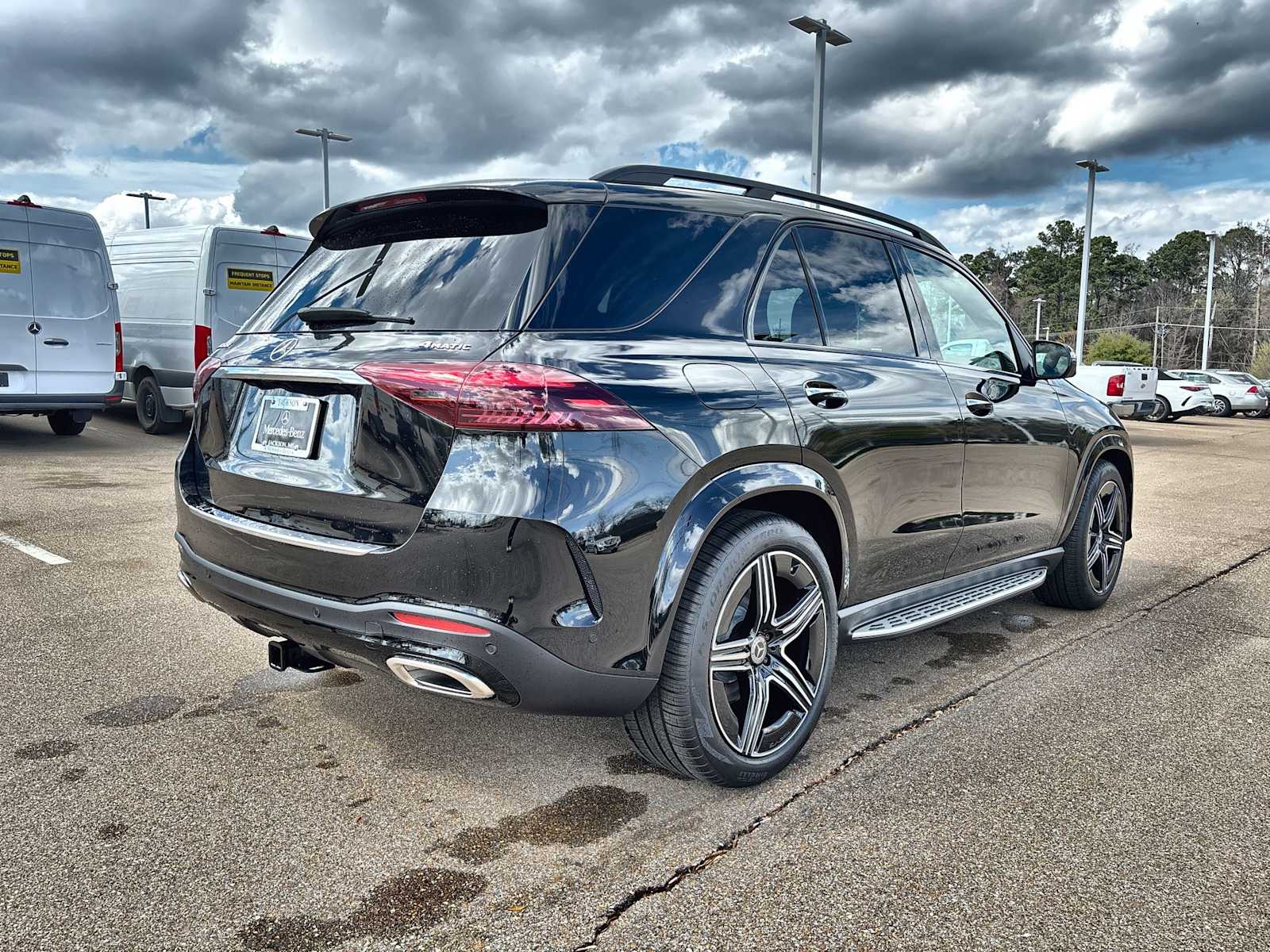 Thumbnail: 2026 Mercedes-Benz GLE - 8