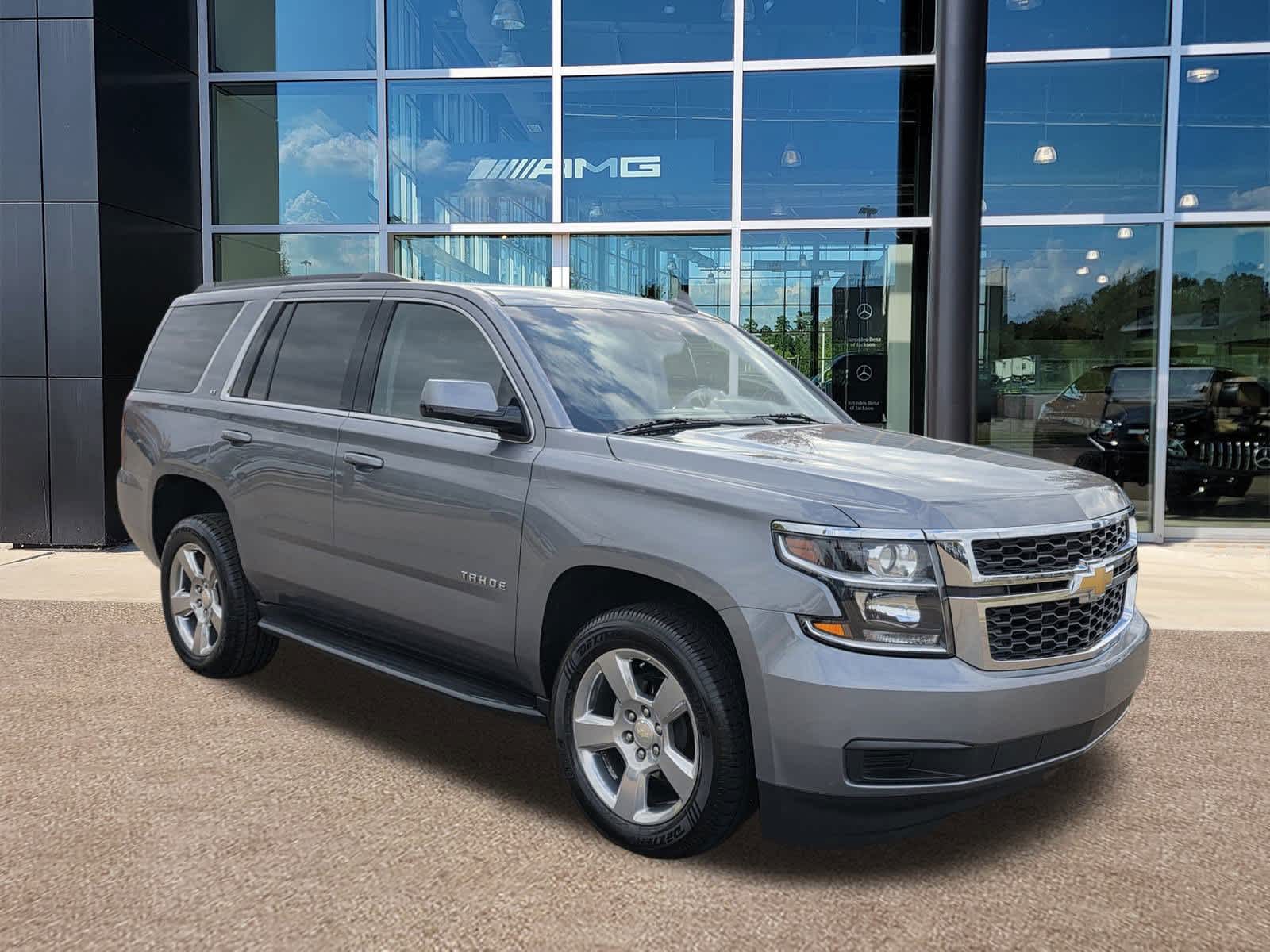 Thumbnail: 2019 Chevrolet Tahoe - 3