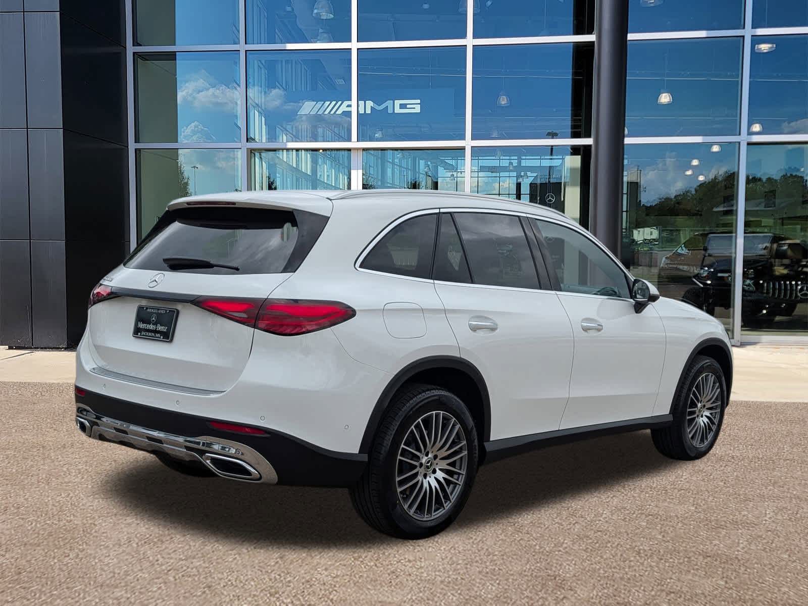 Thumbnail: 2026 Mercedes-Benz GLC - 4